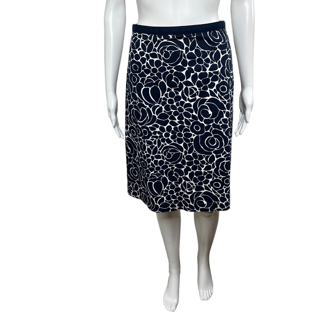 Boden Kate Floral A-Line Ponte Skirt Size 2 Navy Blue & White Side Zipper EUC - Picture 4 of 11